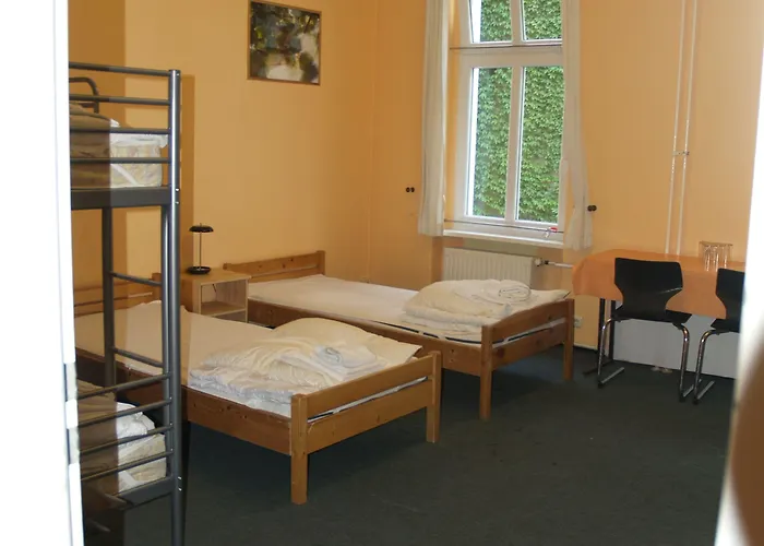 Happy Go Lucky + Hostel Berlin