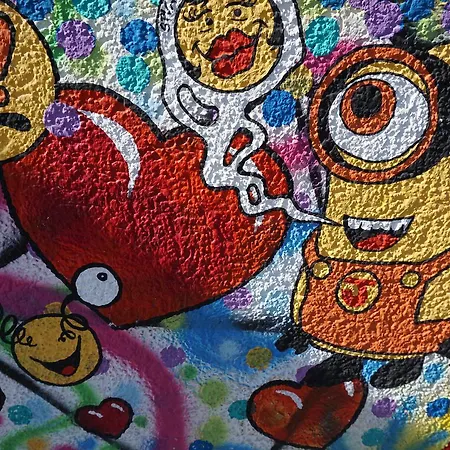 Happy Go Lucky + Ostello Berlino