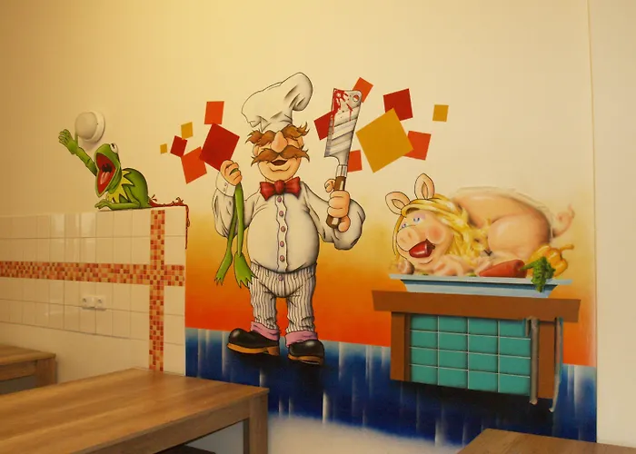 Happy Go Lucky + * برلين