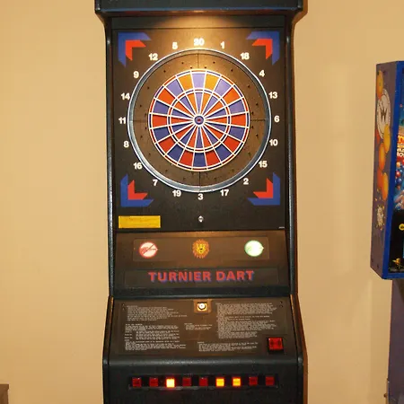 Happy Go Lucky + ベルリン