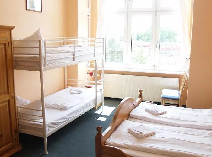 Happy Go Lucky + Vandrarhem