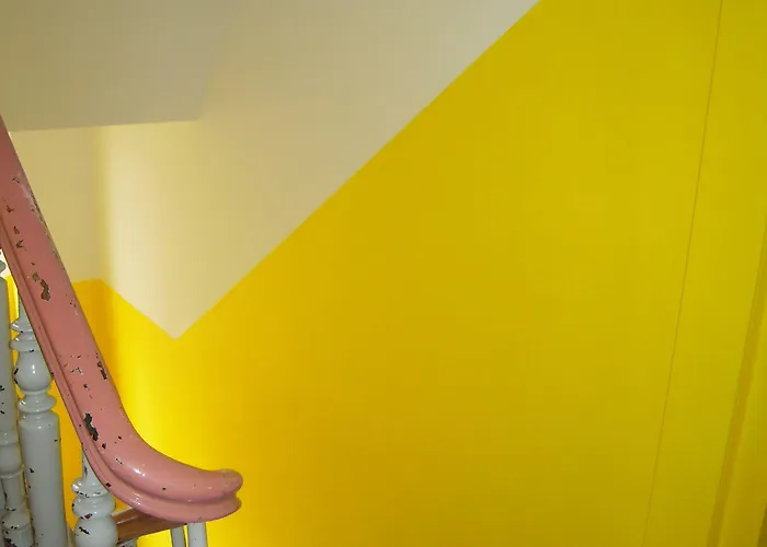 Happy Go Lucky + * Берлин