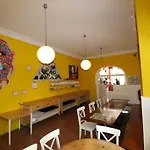 Hostel Happy Go Lucky + *