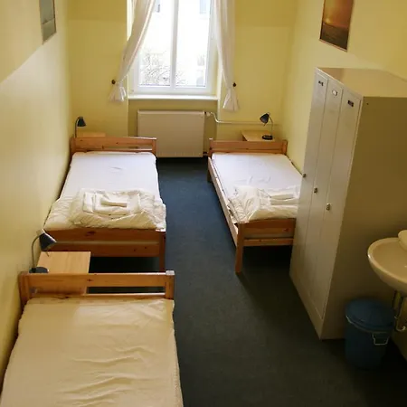 Happy Go Lucky + Hostel