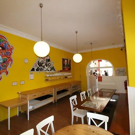 Auberge de jeunesse Happy Go Lucky + *
