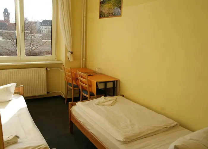 Happy Go Lucky + Hostel Berlin